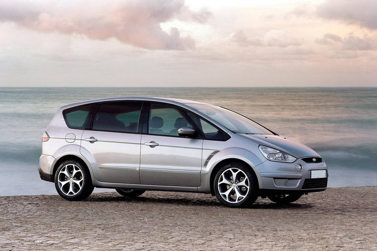 Ford S-Max, 3
